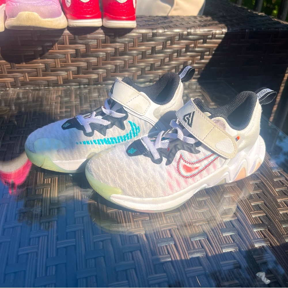 NIKE Gianni Immortality Sneakers